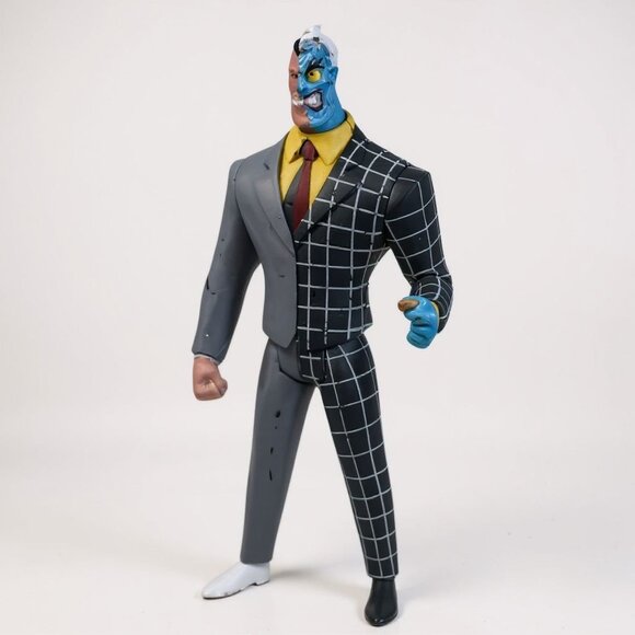 DC Comics Batman The Animated Series Two Face 4.5 Inch Action Figure Mattel 2009 - Picture 1 of 7